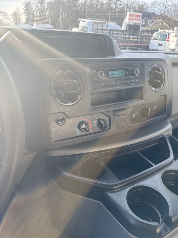 2021 Ford Econoline Image 15