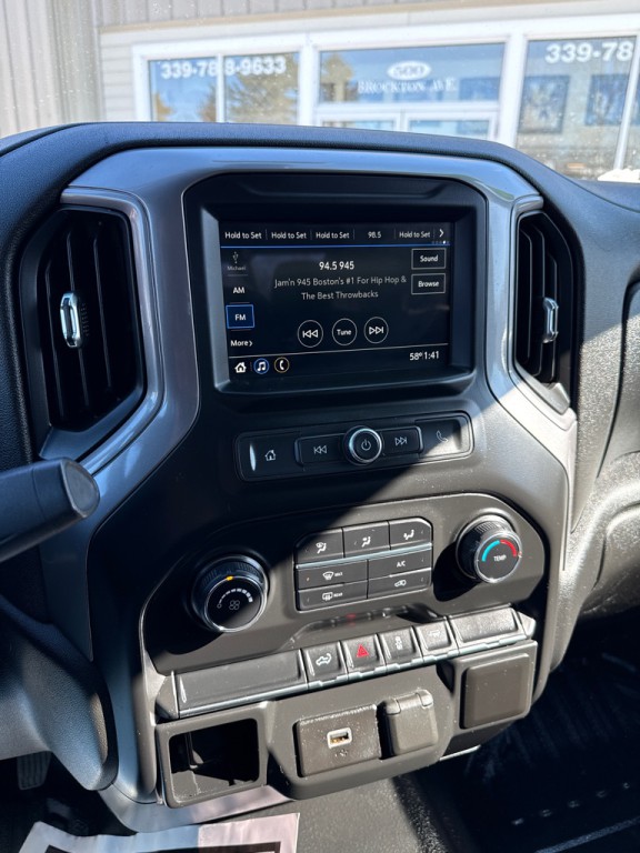 2019 Chevrolet Silverado 1500 Image 18