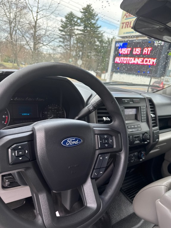 2022 Ford F-350 Image 12