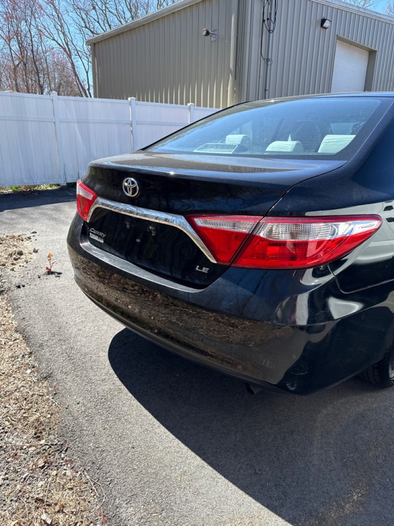 2015 Toyota Camry Image 7