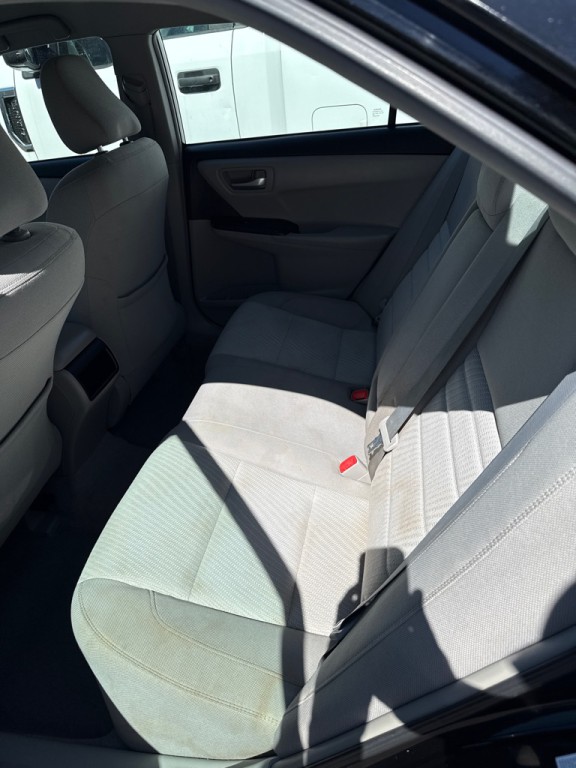 2015 Toyota Camry Image 13