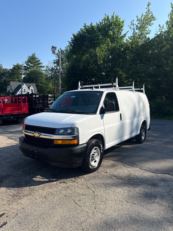 2020 Chevrolet Express Image 3