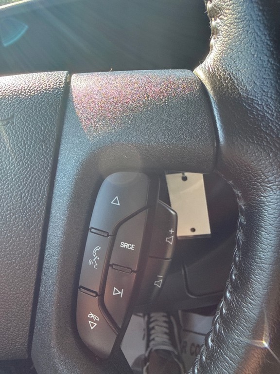 2020 Chevrolet Express Image 18