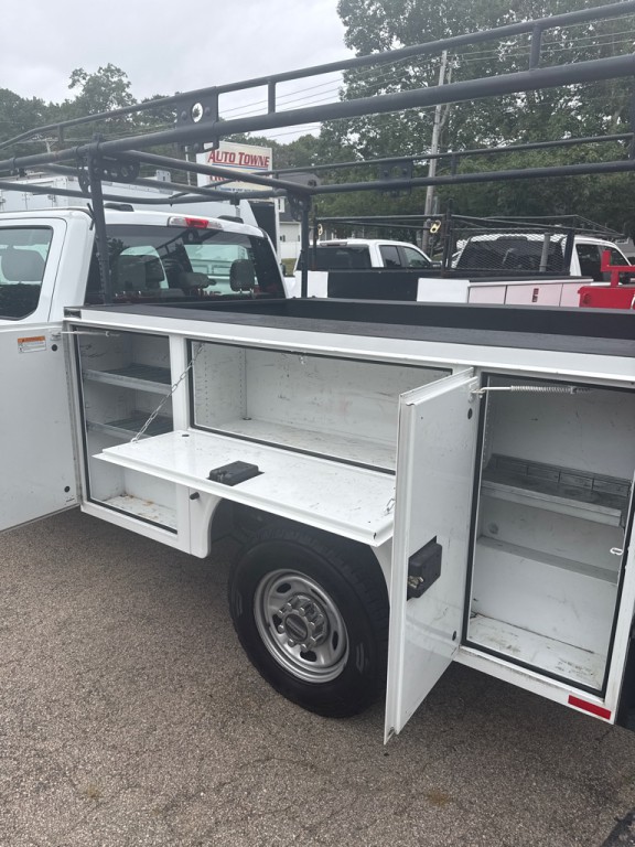 2022 Ford F-250 Image 9