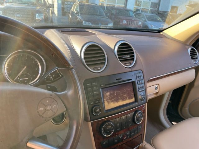 2011 Mercedes-Benz GL-Class Image 17