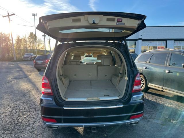 2011 Mercedes-Benz GL-Class Image 24