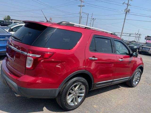 2011 Ford Explorer Image 11