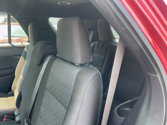2011 Ford Explorer Image 28