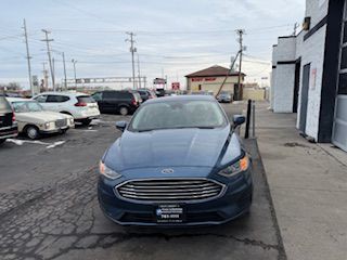 2019 Ford Fusion Image 1