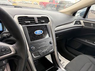2019 Ford Fusion Image 17