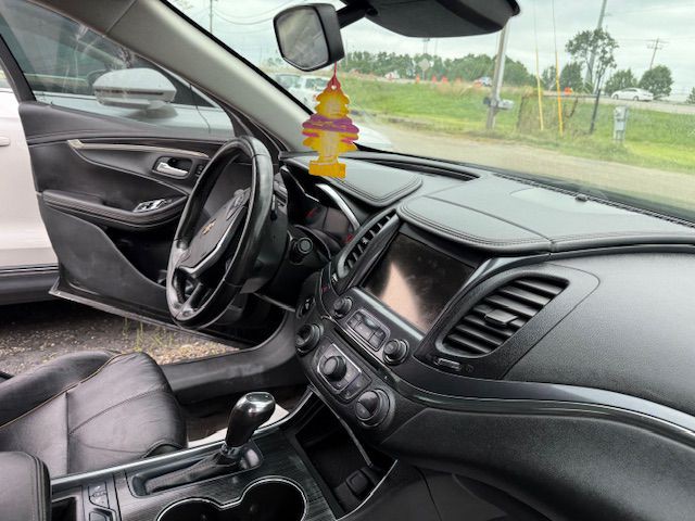 2016 Chevrolet Impala Image 25