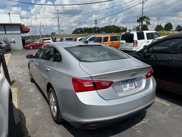2020 Chevrolet Malibu Image 4