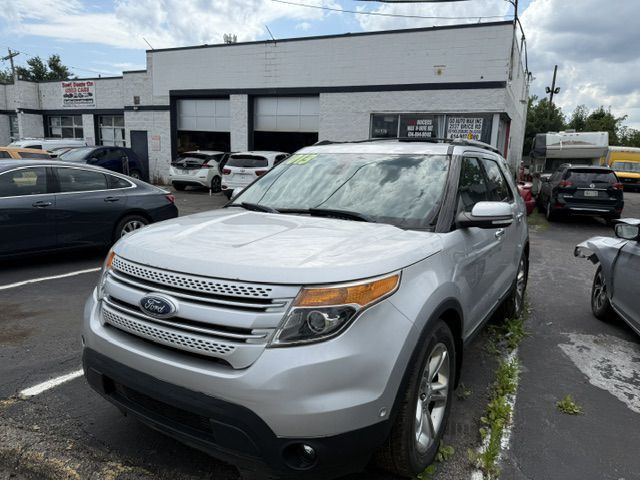 2013 Ford Explorer Image 2