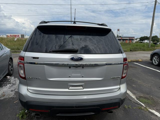 2013 Ford Explorer Image 8