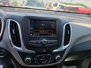 2020 Chevrolet Equinox Image 9