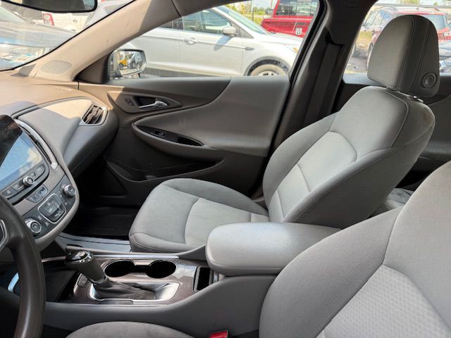 2020 Chevrolet Malibu Image 5