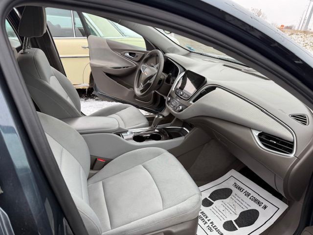 2020 Chevrolet Malibu Image 20