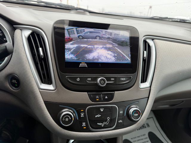 2020 Chevrolet Malibu Image 31