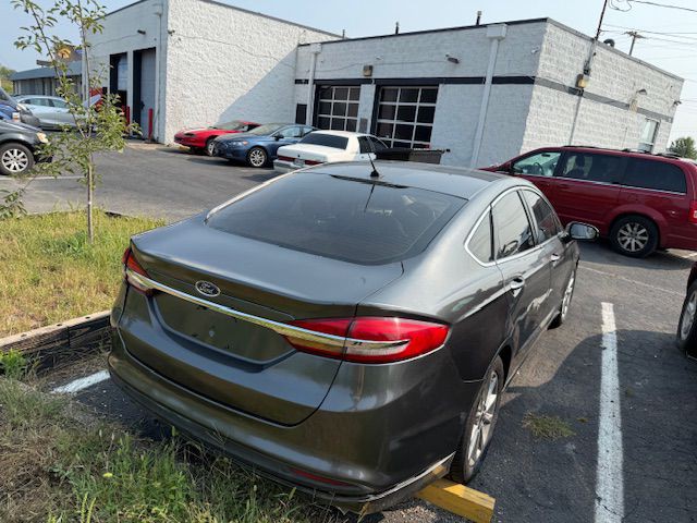 2017 Ford Fusion Image 8
