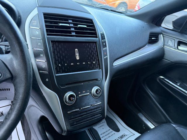 2017 Lincoln MKC Image 19