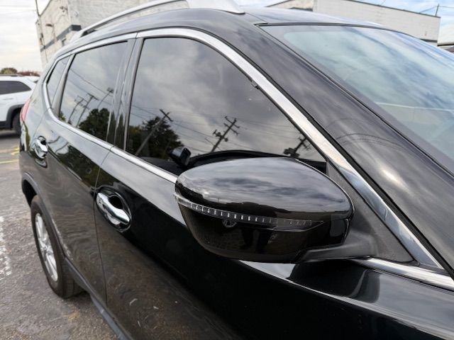 2019 Nissan Rogue Image 17