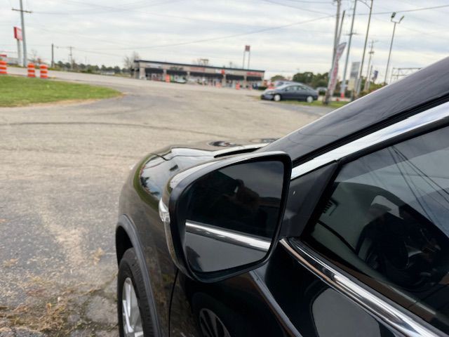 2019 Nissan Rogue Image 20