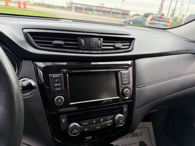 2019 Nissan Rogue Image 22