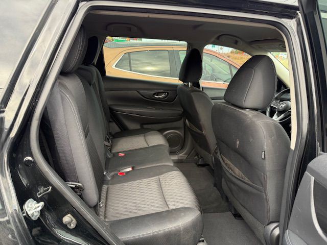 2019 Nissan Rogue Image 34