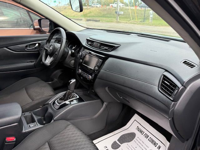 2019 Nissan Rogue Image 36