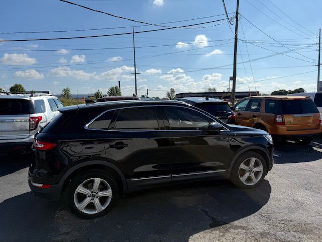 2017 Lincoln MKC Image 6