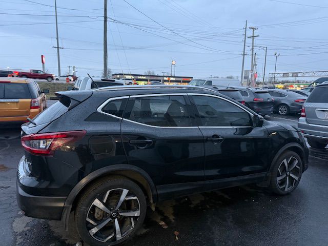 2021 Nissan Rogue Image 12