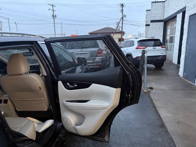 2021 Nissan Rogue Image 24