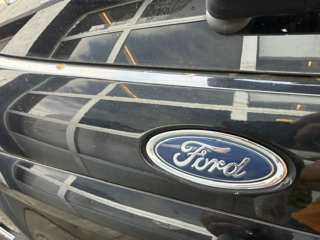 2019 Ford Econoline Image 32