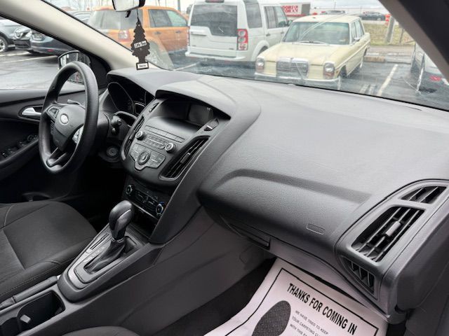 2018 Ford Focus Image 25
