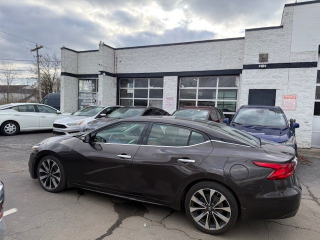 2016 Nissan Maxima Image 5