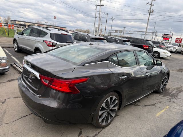 2016 Nissan Maxima Image 8