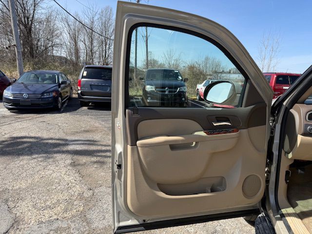 2013 Chevrolet Tahoe Image 17