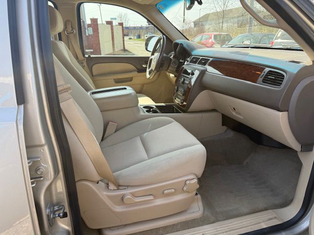 2013 Chevrolet Tahoe Image 25