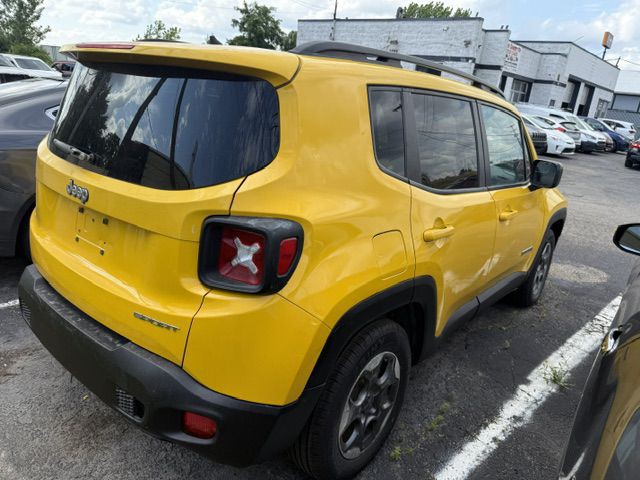 2017 Jeep Renegade Image 9