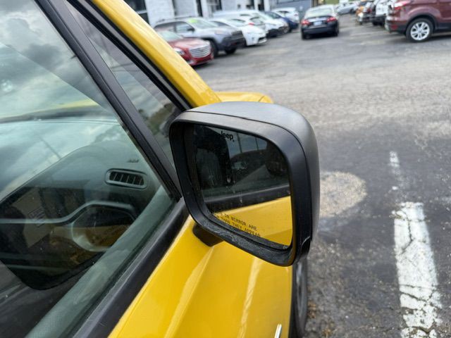 2017 Jeep Renegade Image 16