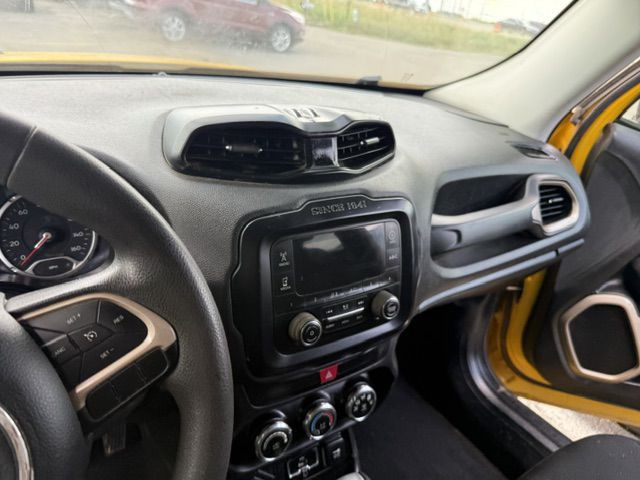 2017 Jeep Renegade Image 18