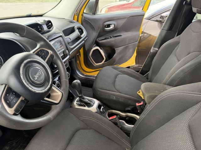 2017 Jeep Renegade Image 20