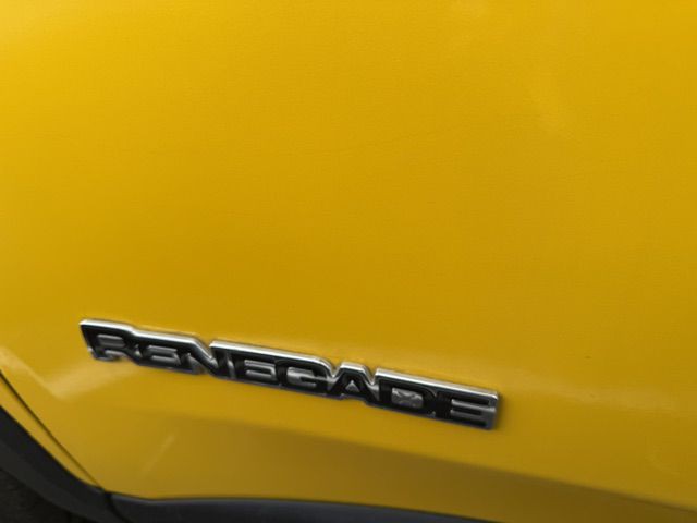 2017 Jeep Renegade Image 34