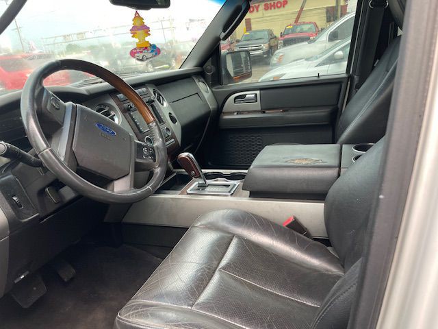 2010 Ford Expedition Image 15