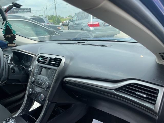 2017 Ford Fusion Image 14