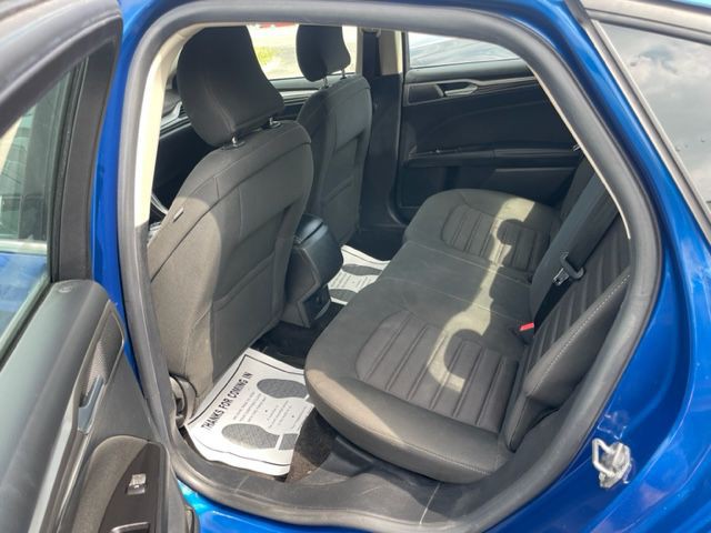 2017 Ford Fusion Image 21