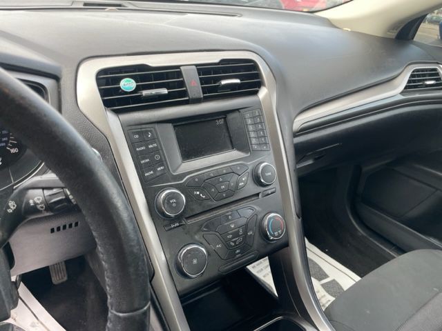 2017 Ford Fusion Image 29