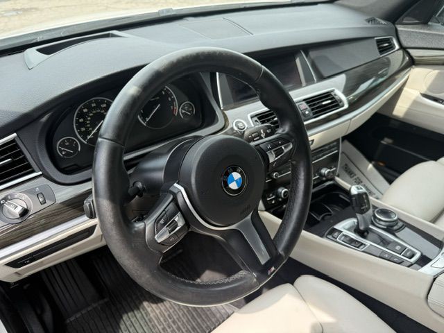 2015 BMW 5 Series Image 20