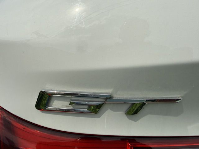 2015 BMW 5 Series Image 28