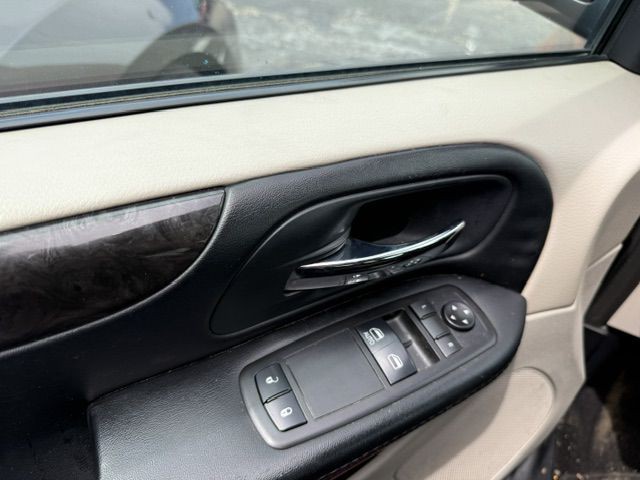 2015 Dodge Grand Caravan Image 17